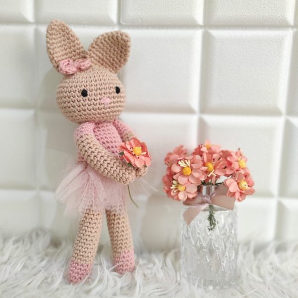 Boneka Rajut Pale Ballerina - Valerie Crochet