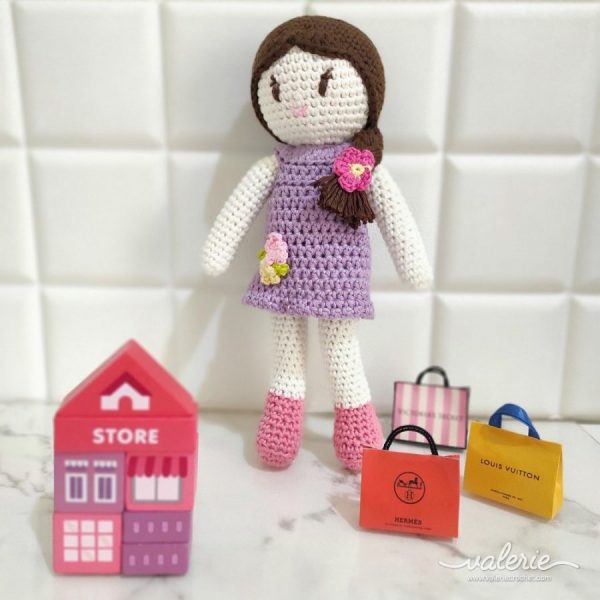 Boneka Rajut Valerie Crochet