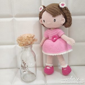 Valerie Crochet Boneka Rajut