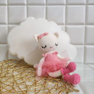 Boneka Rajut V