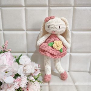 Boneka Rajut E9