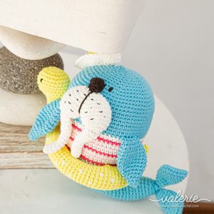 Boneka Rajut Baby Walrus
